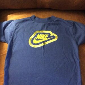 💜 Kids Nike shirt